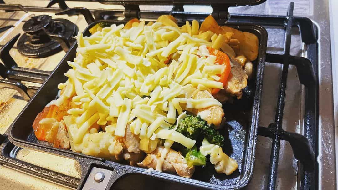 最近ホットサンドパンでの料理がお気に入りです。