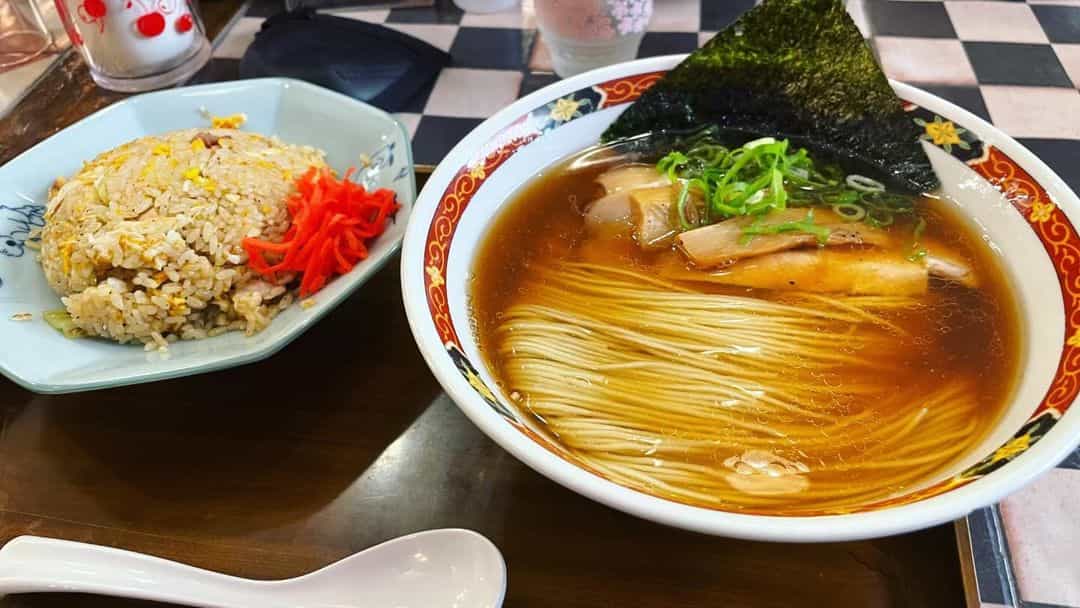 麺や食堂 厚木本店