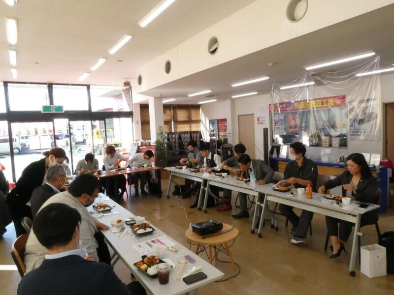 会議のお昼はお馴染みのグリーンさん